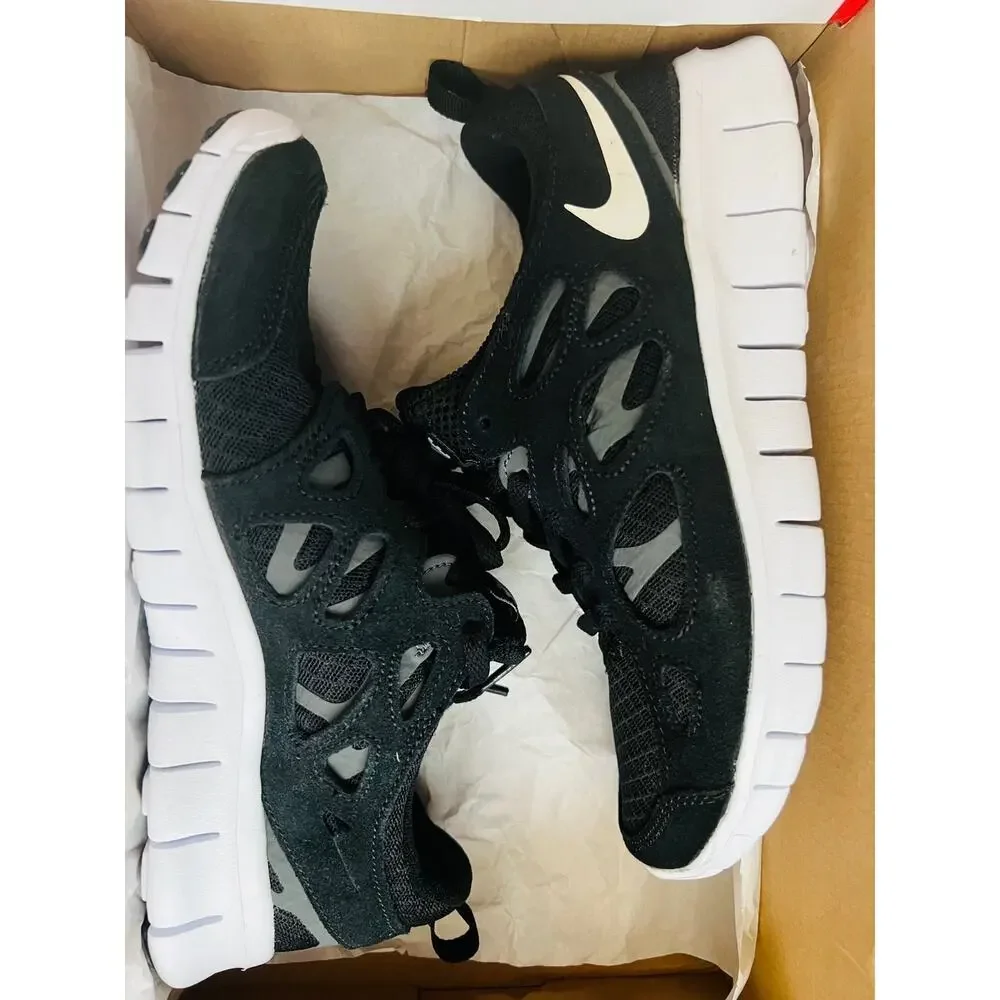 NIB❤️Nike BIG KIDS' RUN 2 RUNNING SHOES sz5.5